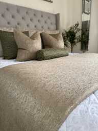 Elegant Gold Bed Runner, Cover, Luxury Throw Scarf Comforter, Double - King Size Bedcover Bedding Blake