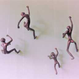 Last Copy/ Boy Bronze Hanging On Nylon Cord/ Boy Climbing Against The Wall Holding 2 Hands/ Black Patin/ Part Of Billies Family/ 6.7 - thumbnail 4
