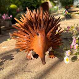Metal Hedgehog Rust Finish - thumbnail 3