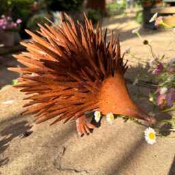 Metal Hedgehog Rust Finish - thumbnail 2