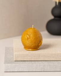 Round Beehive Beeswax Candle - Natural Christmas Holiday Decor - thumbnail 1