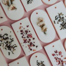 Customizable Gift Box/Scented Flower Candle Bath Salts Well-Being Fondant Mother's Day - thumbnail 4