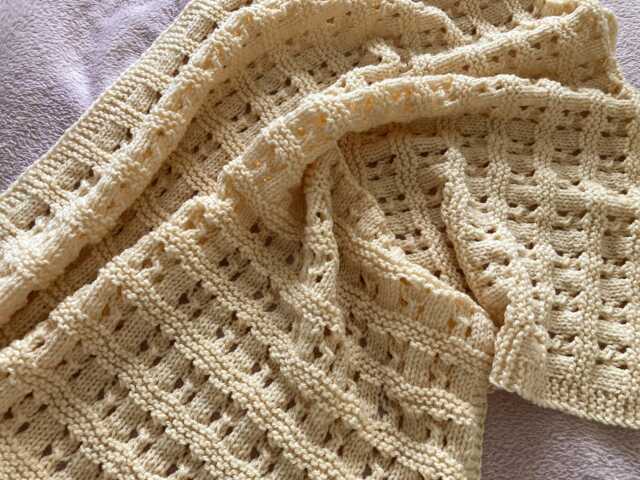 Pretty Hand Knitted Baby Blanket ~ Lightweight/Easy Care Acrylic - image 1