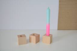 3 Candle Holders For Birthday Candles - Cube 30x30x30mm - thumbnail 1