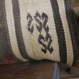 4060cm - 1624In Genuine Handwoven Vintage Kilim Pillow Cover - Hand Spun Wool Wide Band Rustic Worn Motifs - thumbnail 3