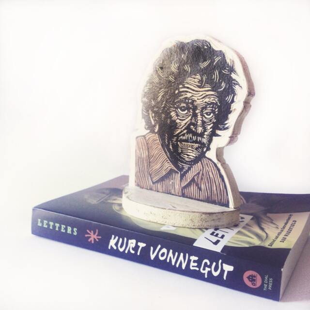 Kurt Vonnegut Bookend - Mixed Media Sculpture Shelf Decor Literary Art Library Writer Portrait Author Bookish Gifts