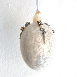 stunning White Marble Coloured Hand Blown Glass Decorations With Silver Beading Diamonte Pearl Christmas Tree Ornaments - Egg Or Bauble - thumbnail 2