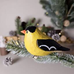 Handcrafted Clip-On Bird Christmas Ornaments Festive Holiday Decor - thumbnail 1
