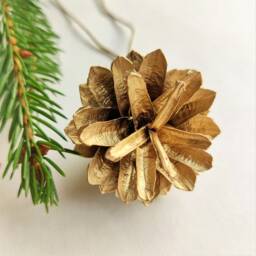 Pine Cone Christmas Tree Gold Ornaments, Set Of 10 Real Pinecones Eco-Friendly Handmade Decor - thumbnail 4