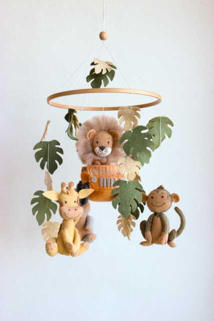 Safari Baby Mobile, Safari Animal Jungle Girafi Nursery Decor - image 1