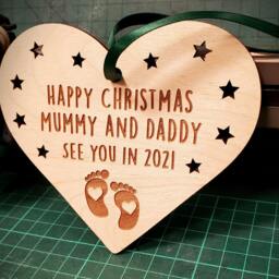 Christmas Decorations Xmas Tree New Baby Mum Mummy Dad Daddy Wood Wooden Ribbon Gifts Engraved Family Unique Heart Snowflake Laser - thumbnail 2