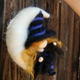 Felt Witch On The Crescent Moon -Autumn Needle Felted - Waldorf Inspired Needle Autumn By Rebecca Varon - thumbnail 2
