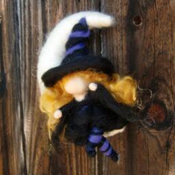 Felt Witch On The Crescent Moon -Autumn Needle Felted - Waldorf Inspired Needle Autumn By Rebecca Varon - thumbnail 3