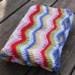 Crochet Baby Afghan Blanket Chevron Stripe - thumbnail 3