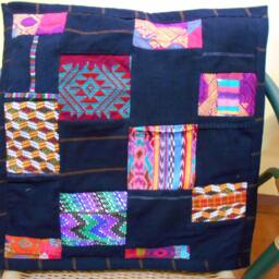 C23 Two Guatemalan Huipil Pillow Covers From Chichicastenango - thumbnail 3