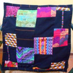 C23 Two Guatemalan Huipil Pillow Covers From Chichicastenango - thumbnail 2