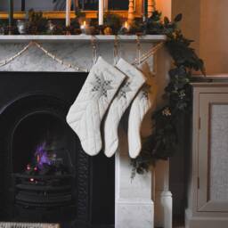 Personalized Linen Christmas Stocking, Patchwork Quilt Decor - thumbnail 4