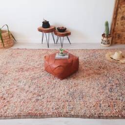 Vintage Pink Beni Mguild Rug, Authentic Moroccan 6x10 Ft - thumbnail 2