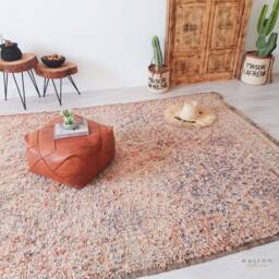 Vintage Pink Beni Mguild Rug, Authentic Moroccan 6x10 Ft - thumbnail 3
