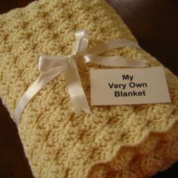 Cream Hand Crocheted Baby Blanket - thumbnail 2