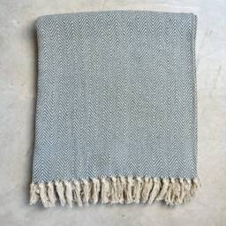 Extra-Large 100% Soft Cotton Throws in A Timeless Chevron Pattern With Fringed Edge 230cm X 255cm - thumbnail 4