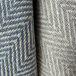 Extra-Large 100% Soft Cotton Throws in A Timeless Chevron Pattern With Fringed Edge 230cm X 255cm - thumbnail 2