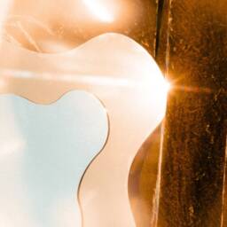 Gold Wiggly Mirror - Wavy Acrylic Color Mirror Wiggly Amorphic Retro Object - thumbnail 4