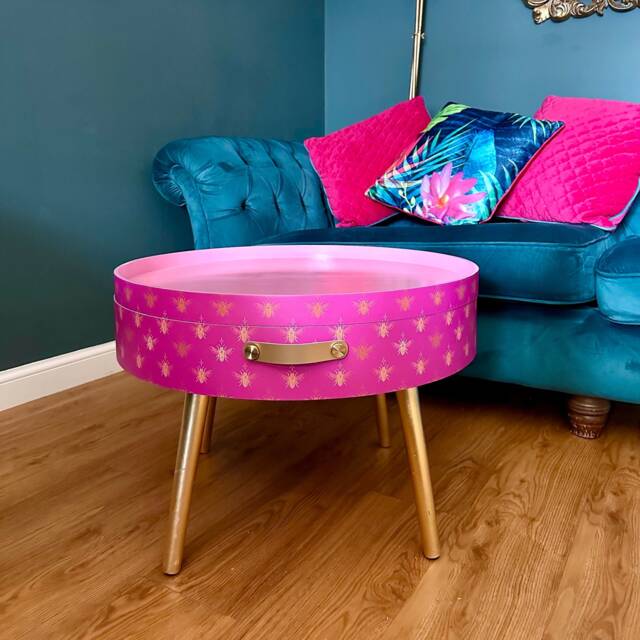 Round Pink Coffee Table , Gold & Bee Design, Leaf Legs, Lift Off Top, Large Lounge Ideal For Living Room - image 1