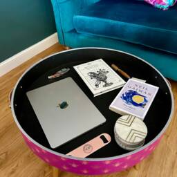 Round Pink Coffee Table , Gold & Bee Design, Leaf Legs, Lift Off Top, Large Lounge Ideal For Living Room - thumbnail 4
