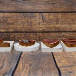 "Wooden Sign Love Great Decoration Purebred Dog in The Letter ""O" - thumbnail 2