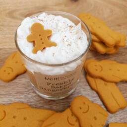 Freshly Baked Gingerbread Candle - Handmade 3 Sizes Available - thumbnail 3
