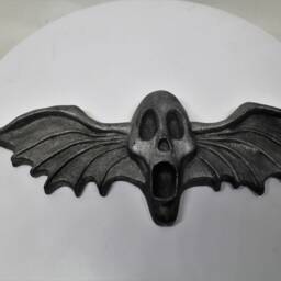 Resin Skull Magnets With Bat Wings - thumbnail 2