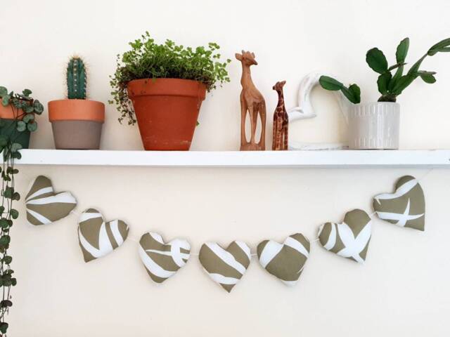 Heart Garland/Green Summer Wall Decor Neutral Bunting/ Leaf - image 1