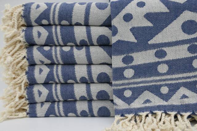 "Round Patterned Towel, Navy Blue Towel, Ultra Soft Towel, Double Face Towel, Turkish Peshtemal, 40""x70" - image 1