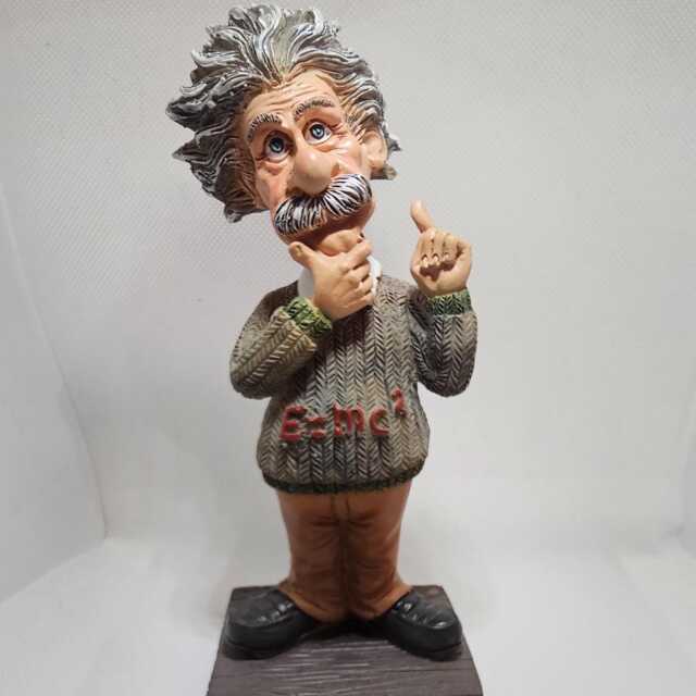 Albert Einstein - Figurine Trendy Figure Christmas Gift Physics Iconic Birthday Professor - image 1