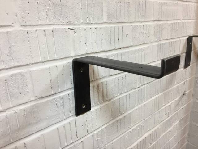 Handmade Industrial Steel Shelf Brackets Heavy Duty Scaffold Board Brackets - image 1
