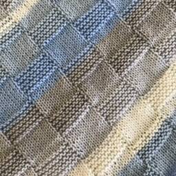 Knitted Blanket - thumbnail 4