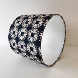 Black Flower Circles Lampshade in Cotton With White Lining - thumbnail 2