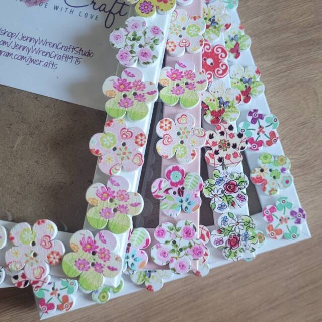 Colourful Floral Shaped Wooden Button Photo Frame 4 X 6 Inches - image 1