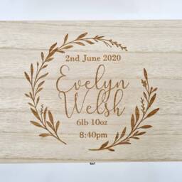 Baby Memory Keepsake Box Wreath - thumbnail 3
