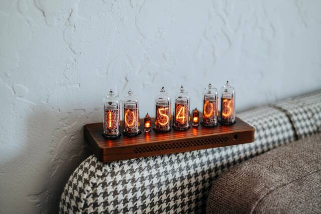 In-14 Nixie Clock in Slim Wooden Enclosure With A Clear Plastic Bottom Cover - image 1