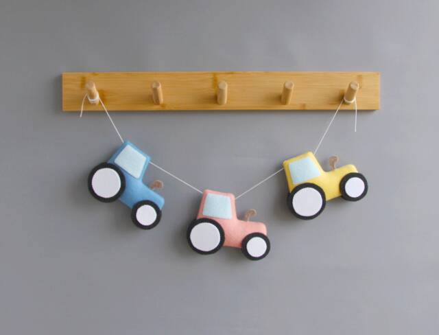 Felt Tractor Banner Tractor Bunting Farm Theme Garland New Baby Gift Nursery Decor Favors Birthday - image 1