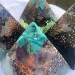 4 Pc Orgone Pyramid Set - Handmade Healing Crystal Emf Protection - thumbnail 2