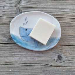 Illustrated Ceramic Soap Dish With Whale, Cute Blue Bathroom Decor, Whale Holder - thumbnail 2
