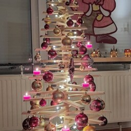 Wooden Christmas Tree - thumbnail 3