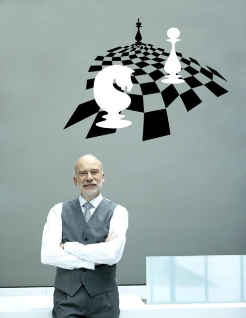 Chess Board & Pieces Vinyl Wall Decal Knight King Pawn Endgame Composition Sticker Home Decor Art Interior Design - image 1