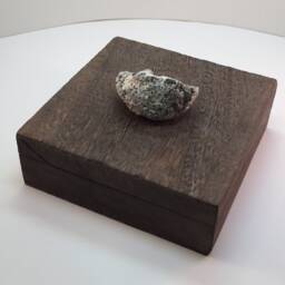 Natural Druzy Geode Wooden Box, Feather Wood Grain, Desk Organizer - thumbnail 4