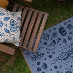 Blue Marine Hand Printed Flatwoven Cotton Kilim Rug - Bold Navy Color Beach House Decor Coastal Home Living Room Rugs 3x5 5x7 Washable - thumbnail 3