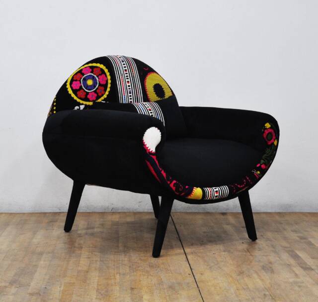 Smiley Armchair - Black Swan - image 1