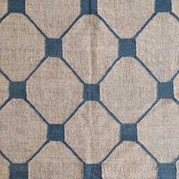 Handwoven Wool Jute Flatweave Rug With Geometric Lattice Pattern in Natural & Indigo - thumbnail 3